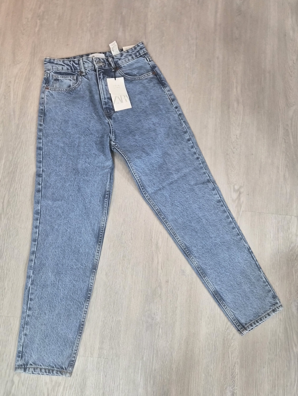 ZARA Light Blue Classic Mom Fit Jeans - Size 4 - New With Tags